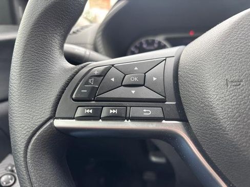 Used 2024 Nissan Sentra SV FWD image 20