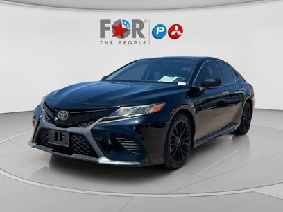 Used 2018 Toyota Camry SE w/ Convenience Package
