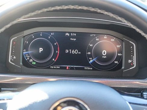 Used 2021 Volkswagen Tiguan SEL image 29