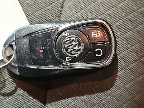 Used 2019 Buick Encore Preferred w/ Safety Package image 39