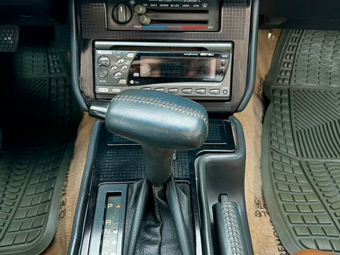 Used 1991 Pontiac Firebird Trans Am RWD image 20