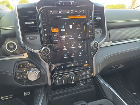 Used 2023 RAM 1500 Limited AWD/4WD image 18