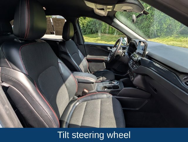 Used 2025 Ford Escape ST-Line AWD/4WD image 12