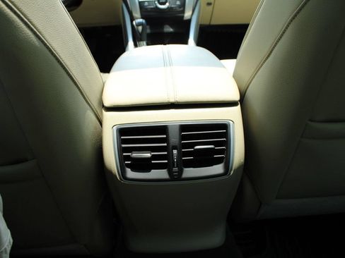 Used 2017 Acura TLX FWD image 30