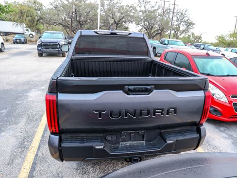 Used 2023 Toyota Tundra SR5 w/ SR5 Premium Package image 9