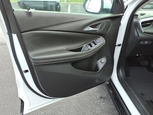 Used 2024 Buick Encore GX Sport Touring w/ Comfort Package FWD image 12