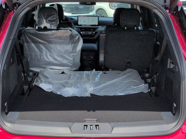 New 2026 Ford Explorer ST-Line w/ ST-Line Street Pack RWD image 12