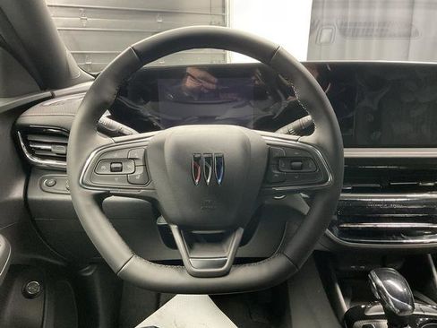 New 2026 Buick Envista Avenir image 17