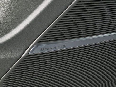 New 2026 Audi Q8 Premium Plus image 7