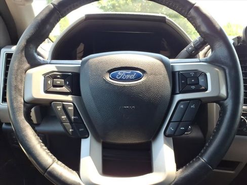 Used 2018 Ford F150 Lariat AWD/4WD image 10