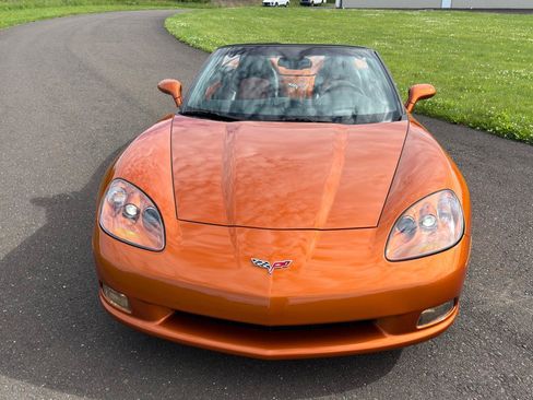 Used 2008 Chevrolet Corvette Convertible w/ Preferred Equipment Group RWD image 24