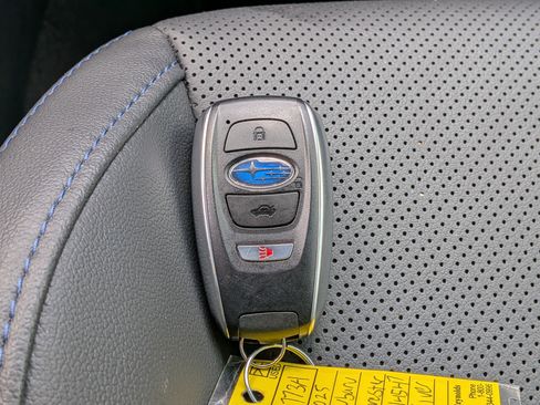 Used 2025 Subaru Forester Limited AWD/4WD image 38