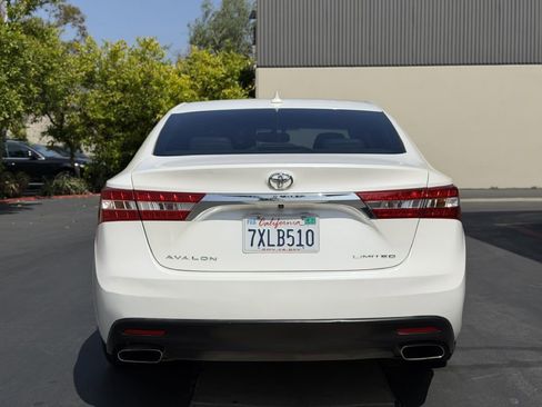 Used 2013 Toyota Avalon Limited FWD image 6
