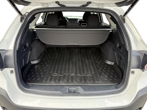 Used 2024 Subaru Outback Premium image 17