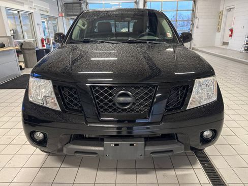 Used 2019 Nissan Frontier SV w/ Value Truck Package image 9