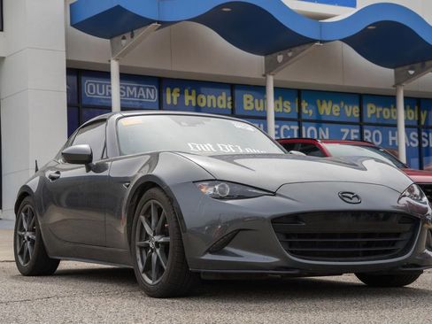Used 2017 MAZDA MX-5 Miata RF Grand Touring RWD image 1