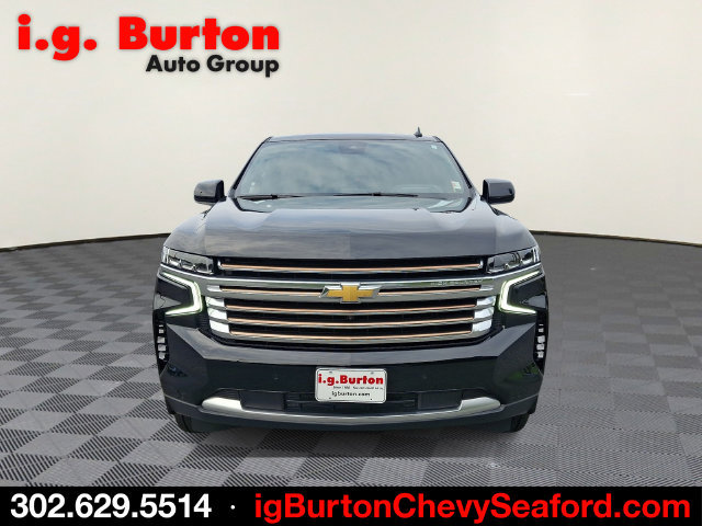 Used 2024 Chevrolet Suburban High Country AWD/4WD image 2