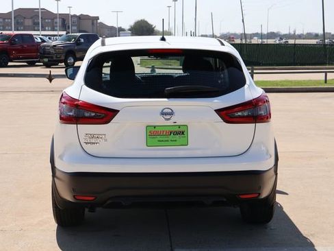 Used 2020 Nissan Rogue Sport S w/ Appearance Package image 6