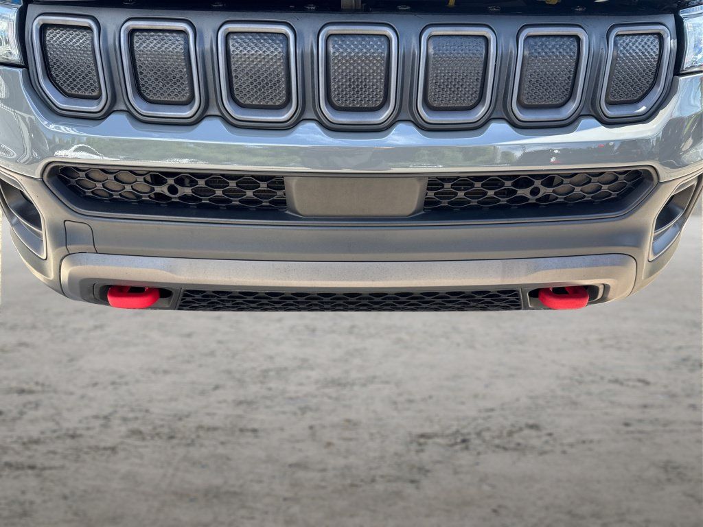 Used 2022 Jeep Compass Trailhawk AWD/4WD image 13