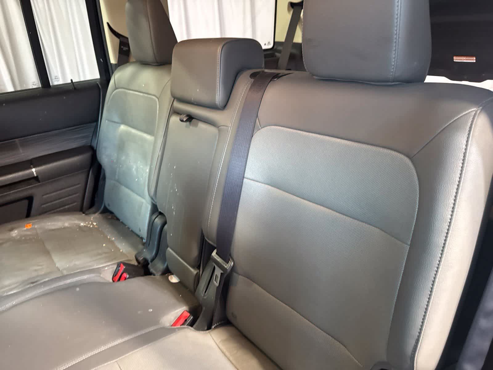 Used 2018 Ford Flex SEL w/ Equipment Group 202A FWD image 16