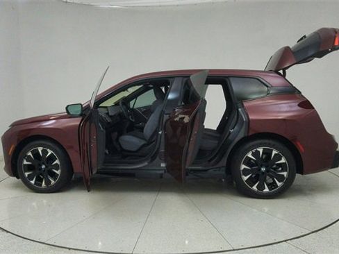 Used 2026 BMW iX xDrive45 image 76
