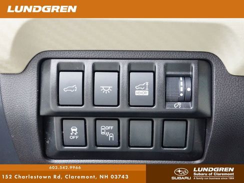 Used 2022 Subaru Ascent Premium w/ Convenience Package image 28