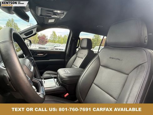 Used 2025 GMC Yukon XL Denali AWD/4WD image 30