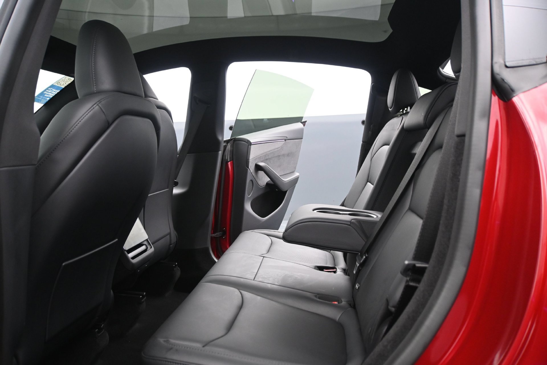 Used 2026 Tesla Model Y AWD image 17