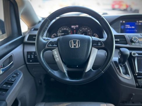 Used 2017 Honda Odyssey EX-L image 11