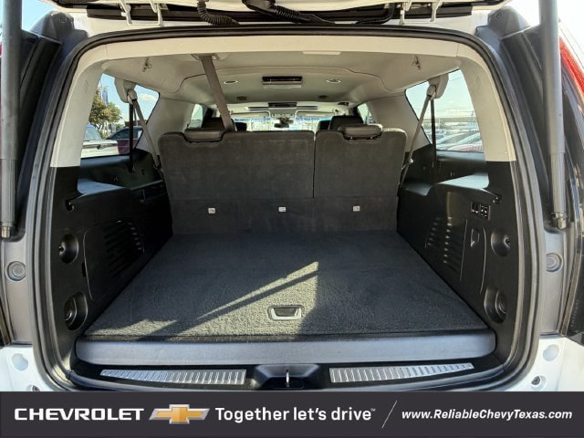 Used 2019 Cadillac Escalade ESV Premium Luxury AWD/4WD image 38
