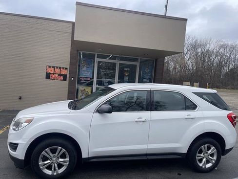 Used 2016 Chevrolet Equinox LS FWD image 6