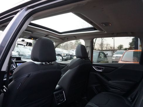 Used 2019 Subaru Forester Premium image 13