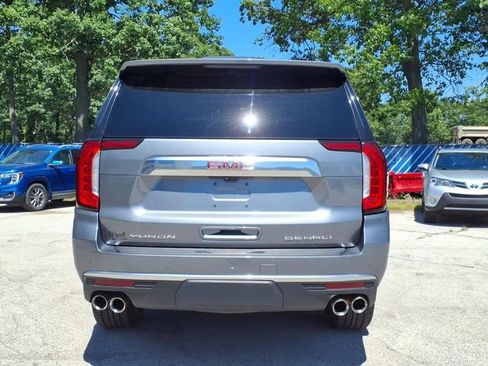 Used 2021 GMC Yukon Denali w/ Denali Ultimate Package AWD/4WD image 28