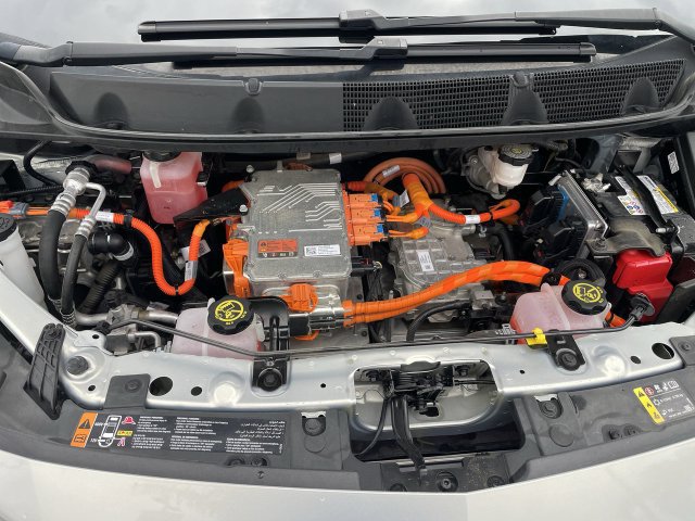Used 2023 Chevrolet Bolt LT w/ Infotainment Package FWD image 28