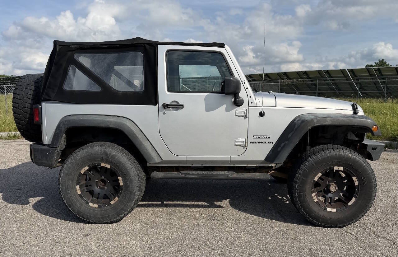 Used 2012 Jeep Wrangler Sport AWD/4WD image 6