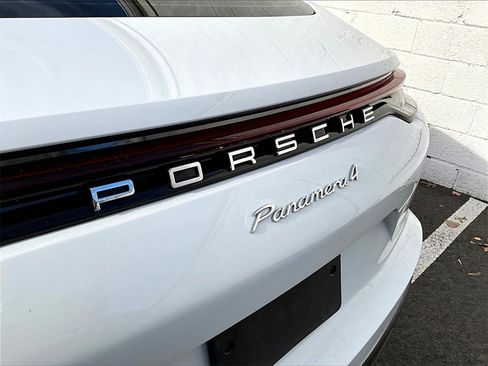 Certified 2022 Porsche Panamera 4 image 33