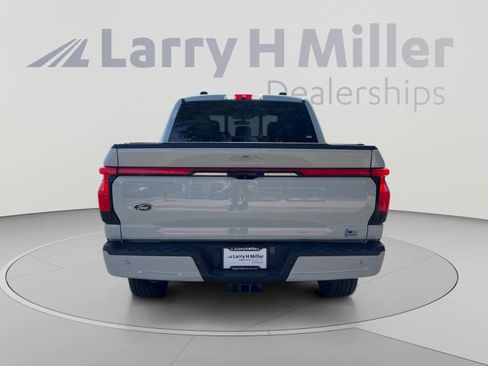 Used 2023 Ford F150 Lightning Platinum AWD/4WD image 4