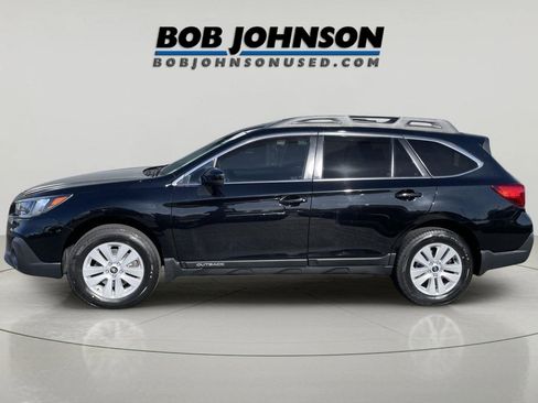 Used 2019 Subaru Outback 2.5i Premium AWD/4WD image 6