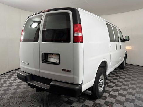 New 2025 GMC Savana 2500 w/ Driver Convenience Package RWD image 7