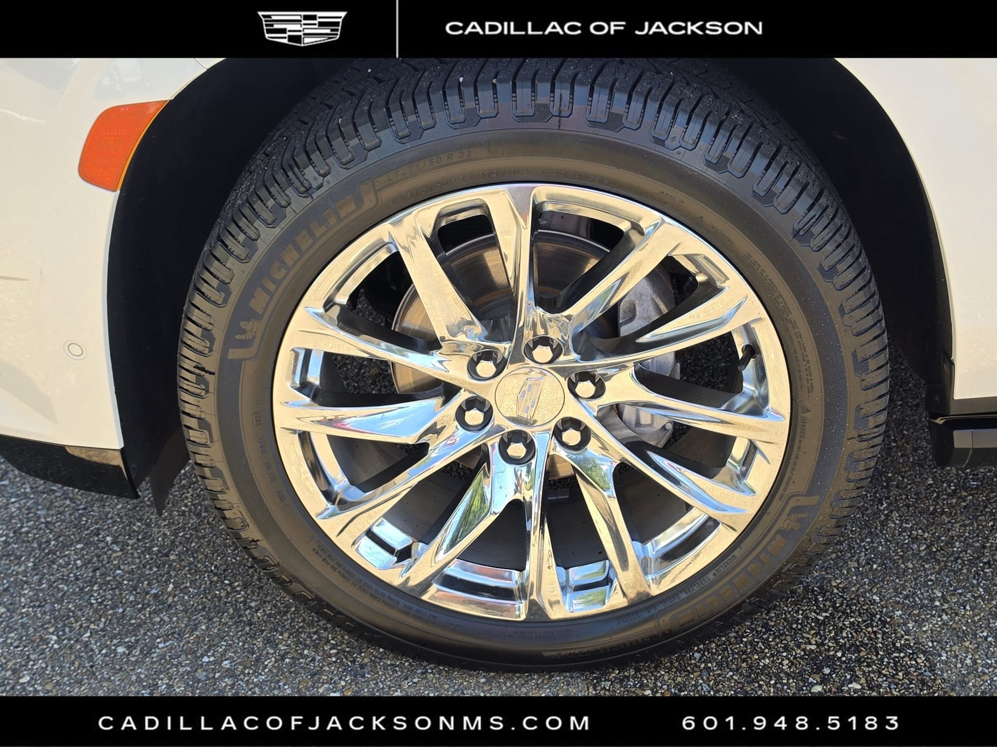 Certified 2023 Cadillac Escalade Premium Luxury Platinum AWD/4WD image 37
