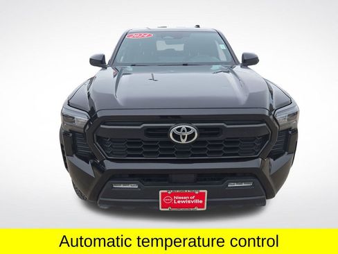 Used 2024 Toyota Tacoma TRD Off-Road AWD/4WD image 10