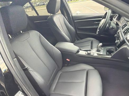 Used 2018 BMW 330i xDrive Sedan AWD/4WD image 18