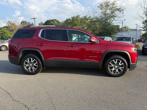Used 2022 GMC Acadia SLE w/ Driver Convenience Package FWD image 6