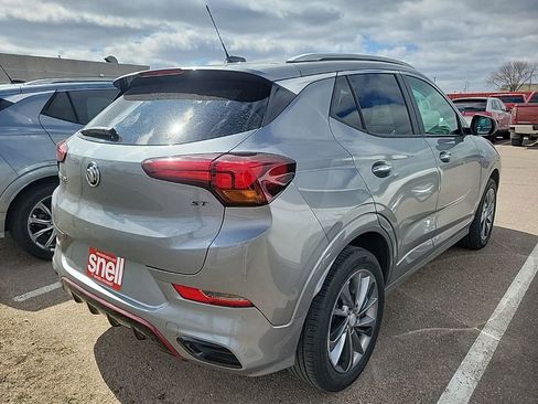Used 2023 Buick Encore GX Select w/ Sport Touring Package image 3