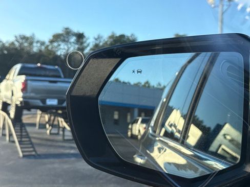 Used 2021 GMC Yukon SLT w/ SLT Luxury Plus Package image 36