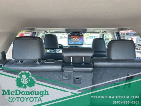 Used 2017 Toyota 4Runner Limited AWD/4WD image 9