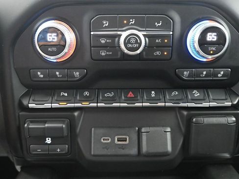 Used 2019 GMC Sierra 1500 AT4 w/ AT4 Premium Package image 33