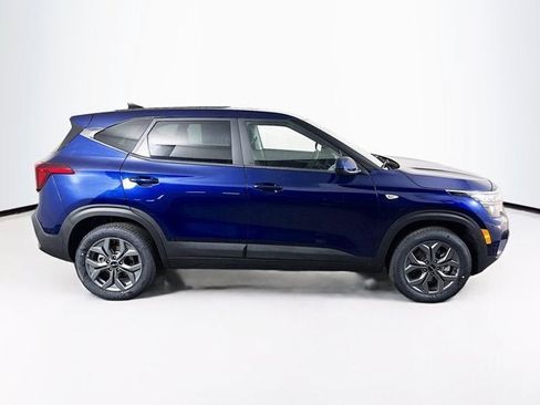 New 2026 Kia Seltos LX AWD/4WD image 4