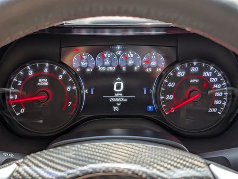 Used 2019 Chevrolet Camaro ZL1 RWD image 28