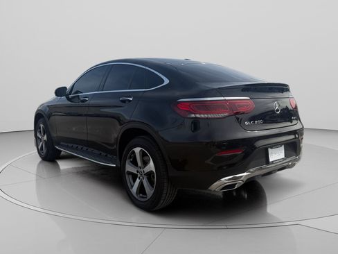 Used 2021 Mercedes-Benz GLC 300 4MATIC Coupe image 3